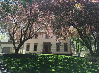 11708 Deerfield Dr, Oakton, VA 22124