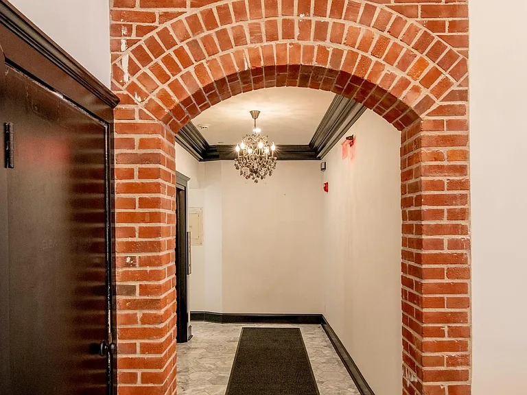 The Fitz Flats — Photo 32