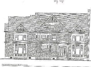 2 Bay Edge Ct, Fairfield, CT 06825