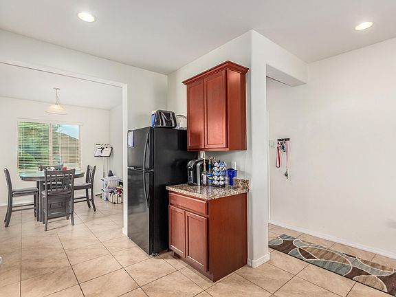4th image of 8290 W Green Kingfisher Ln