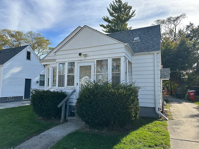 17520 Toepfer Dr — Photo 1
