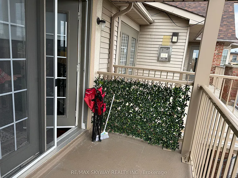 4025 Kilmer Dr #410 — Photo 10