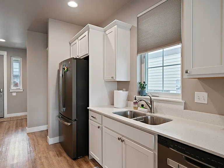 3083 Lori Ln — Photo 10