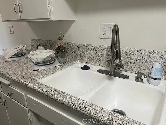 686 E Cottonwood Rd #E — Photo 14