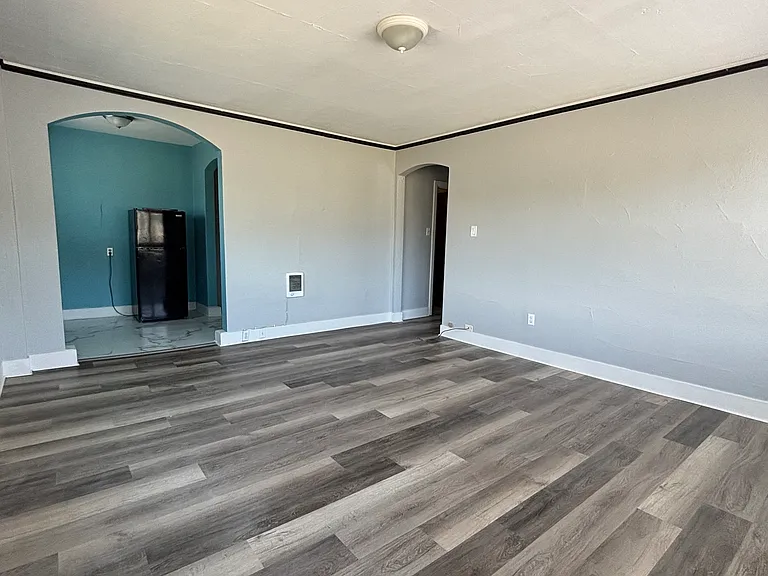 530 Emerson Ave #304 — Photo 6