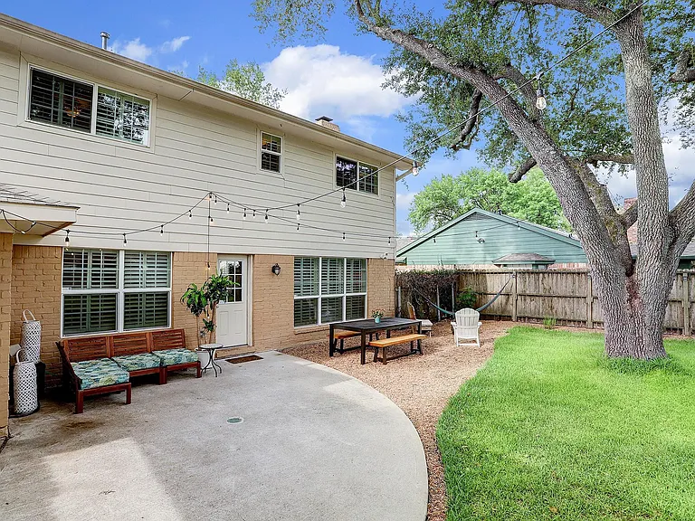 12523 Briar Forest Dr — Photo 40