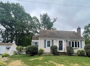 15 Charme Rd, Billerica, MA 01821