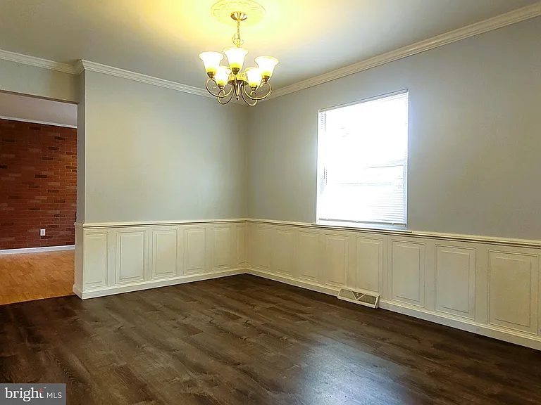 6 Tudor Ct — Photo 14