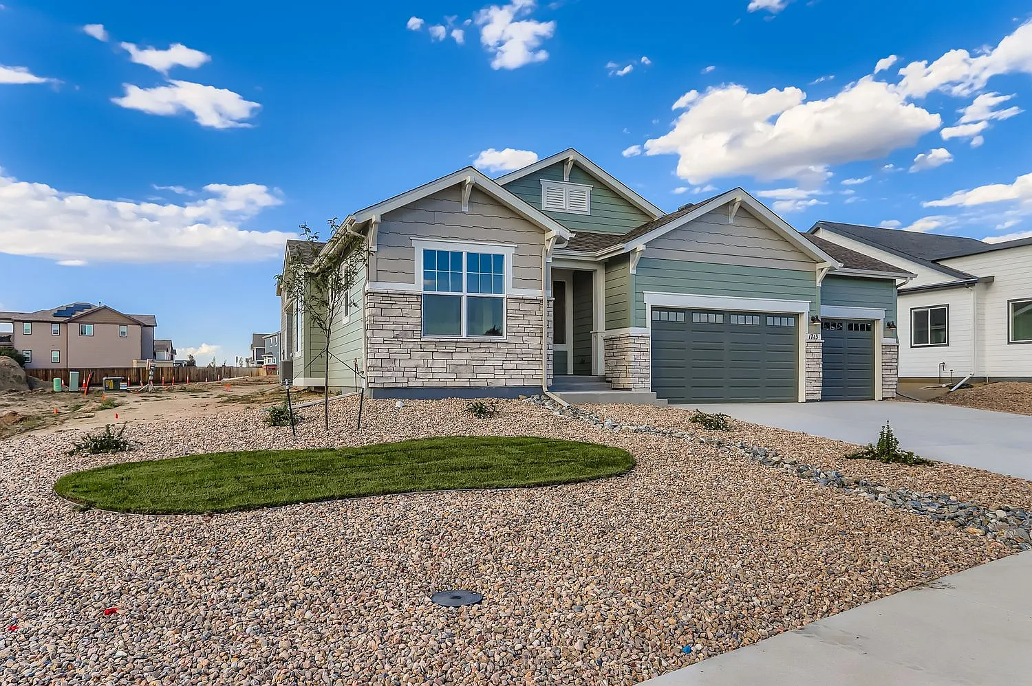 3 bed, 1733 sqft, $2,999 — Photo 2