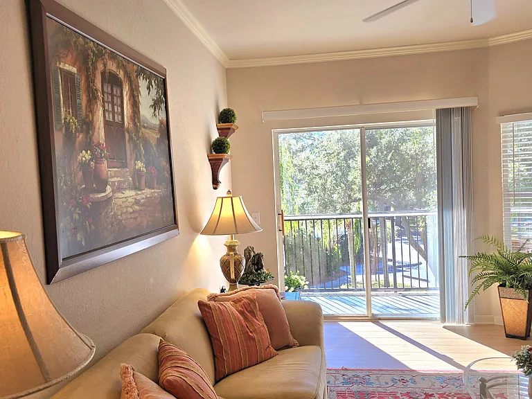 5152 Northridge Rd #205 — Photo 6