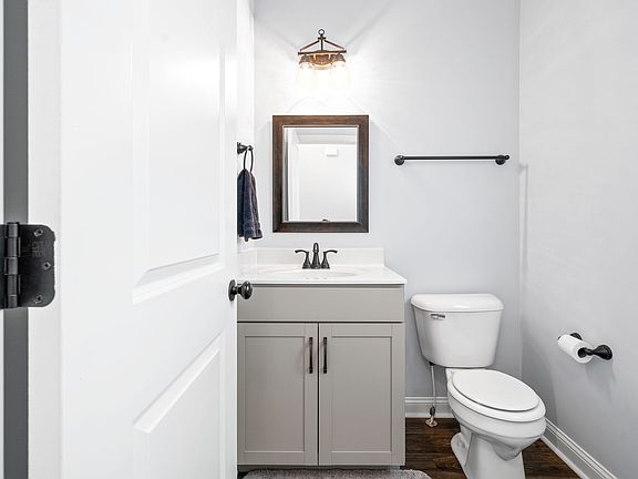 2nd image of 136 Sambar Dr