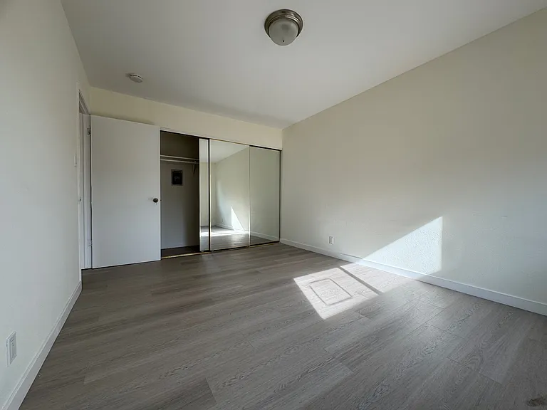 4059 Allendale Ave #5 — Photo 12