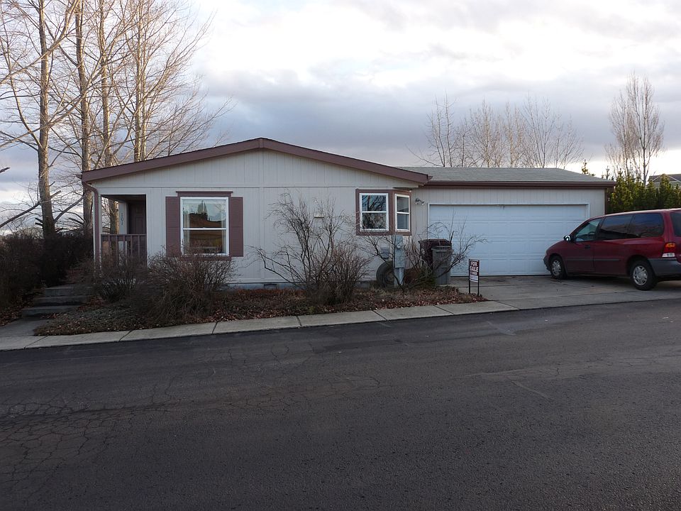 1st image of 101 NW Parkwood Blvd