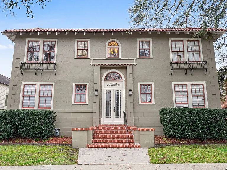 2508 Napoleon — Photo 2