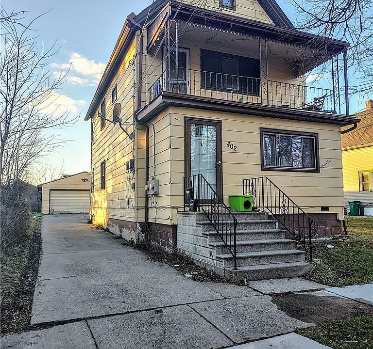 1st image of 402 & 404 Ideal St
