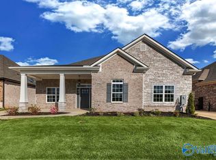 14422 NW White Creek Trl, Athens, AL 35611