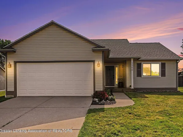 1266 Sumac Ln, Holt, MI 48842