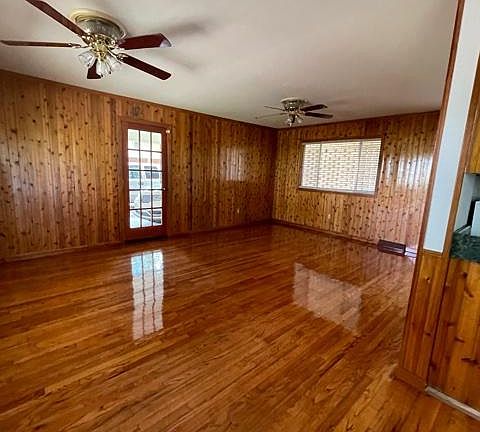 4th image of 107 Sunnydale Dr