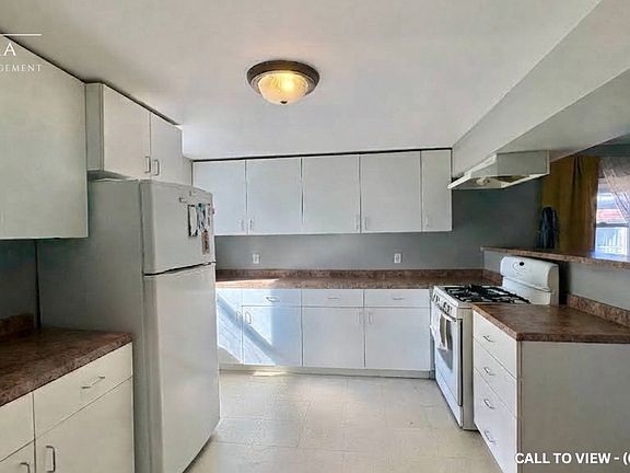2nd image of 215 McAlpine Ave S #A