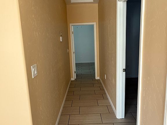 3rd image of 4556 E University Ave