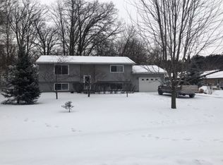 335 11th St NW, Milaca, MN 56353