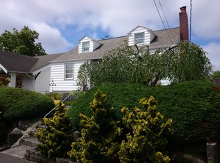 7037 27th Ave NW, Seattle, WA 98117