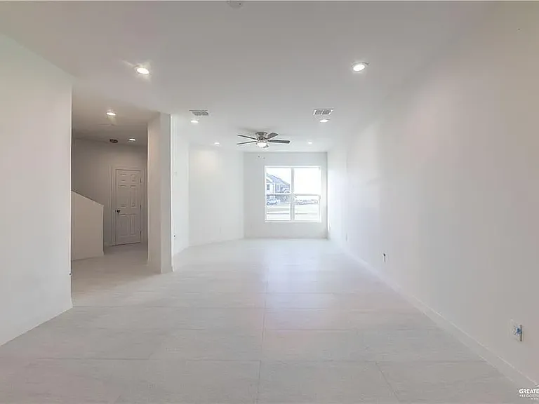 6636 N 4th St — Photo 3