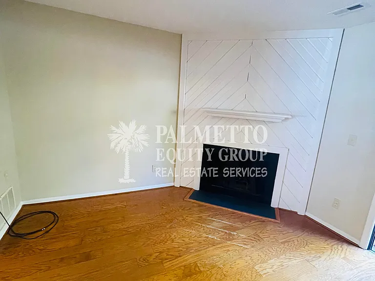 2607 Cottage Pl — Photo 5