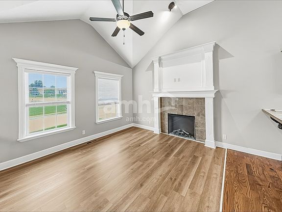 5th image of 589 Kreisel Dr