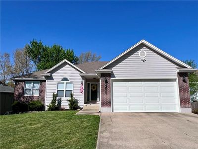 1211 NE Cardinal Cir, Lees Summit, MO, 64064