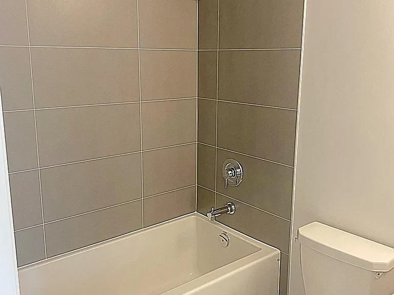 8 Widmer St #907 — Photo 12