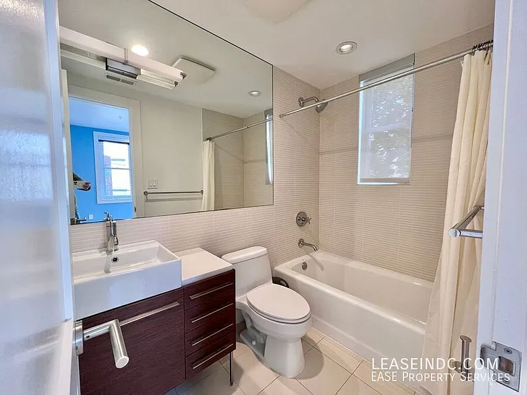 2619 Garfield St NW #4 — Photo 15