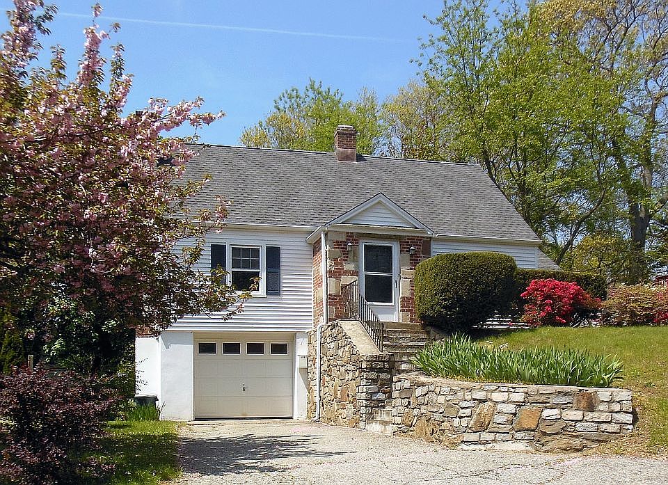 1st image of 111 Eagle Dr