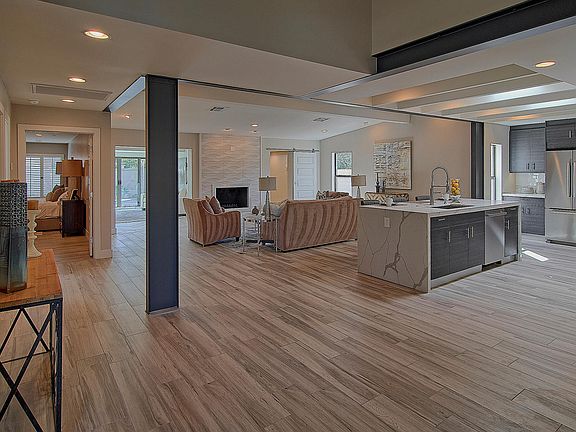 3rd image of 8001 E Del Platino Dr