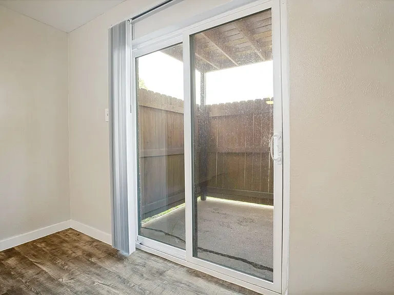 Gazebo Apartments (Denton, Tx) — Photo 35