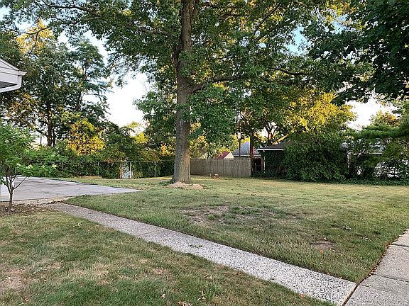 3rd image of 26118 69th Ave