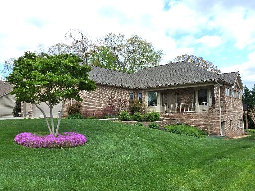 2nd image of 308 Saligugi Ln