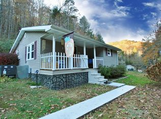 119 Laurel Fork Rd, Big Creek, KY 40914
