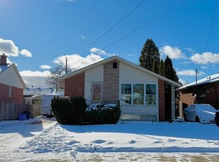 22 Gildea St, Hamilton, ON L8V 2G7
