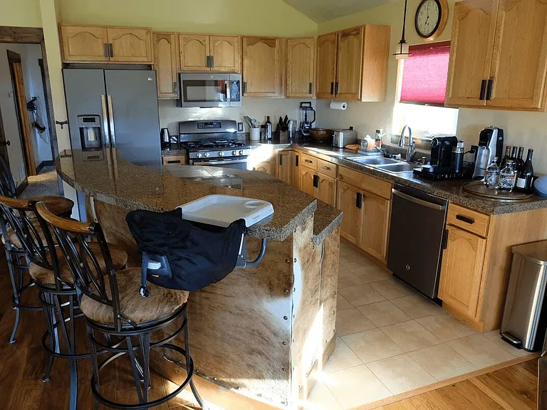 23740 Sagebrush Cir — Photo 7