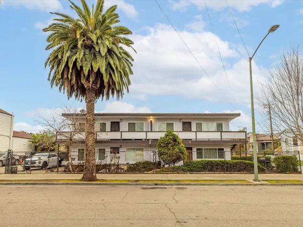 1745 Chase St, Oakland, CA 94607