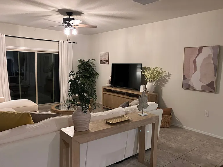 30998 W Earll Dr — Photo 13
