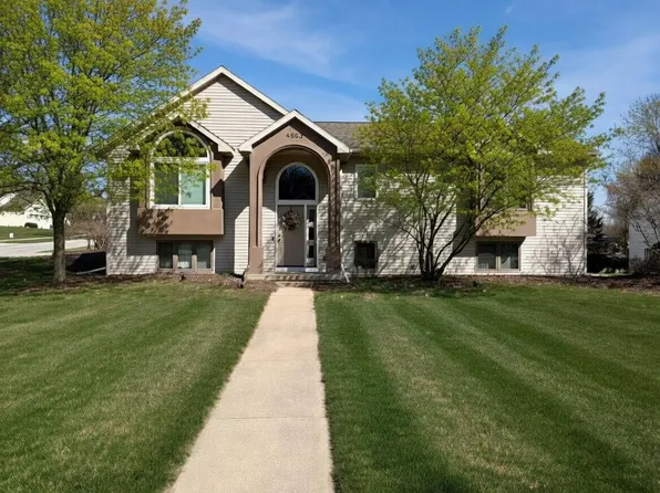 4503 Shiloh Pines Dr SE, Kentwood, MI 49546