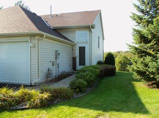 8730 Concord Ct, Inver Grove Heights, MN 55076