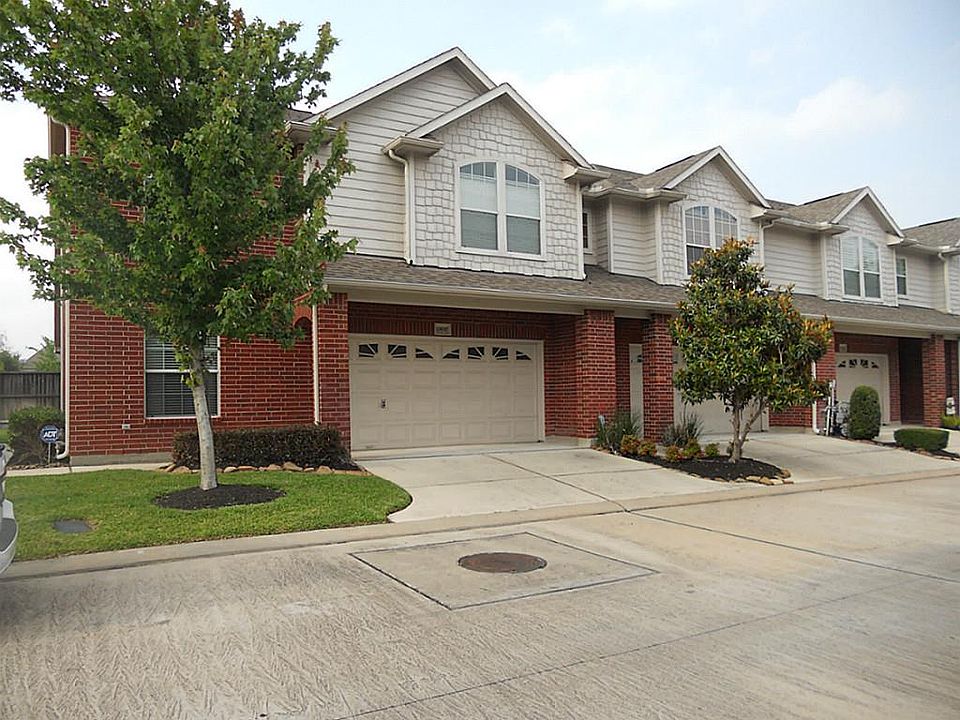 1st image of 10930 Chazenwood Dr