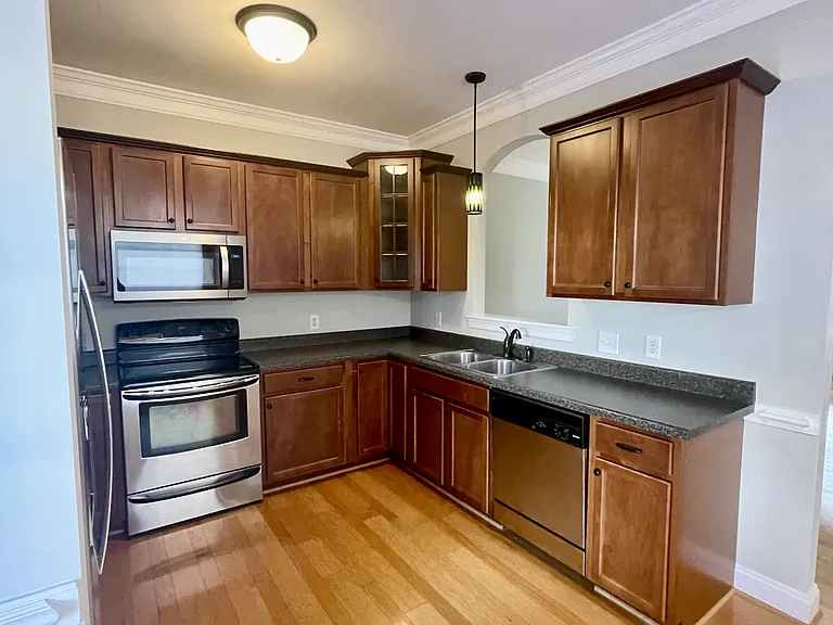 510 Capstone Dr #1 — Photo 9