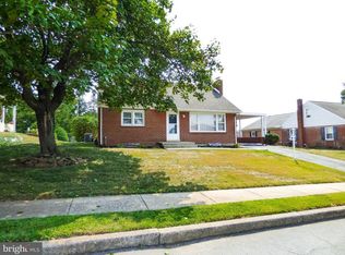 2370 Seneca Dr, York, PA 17408