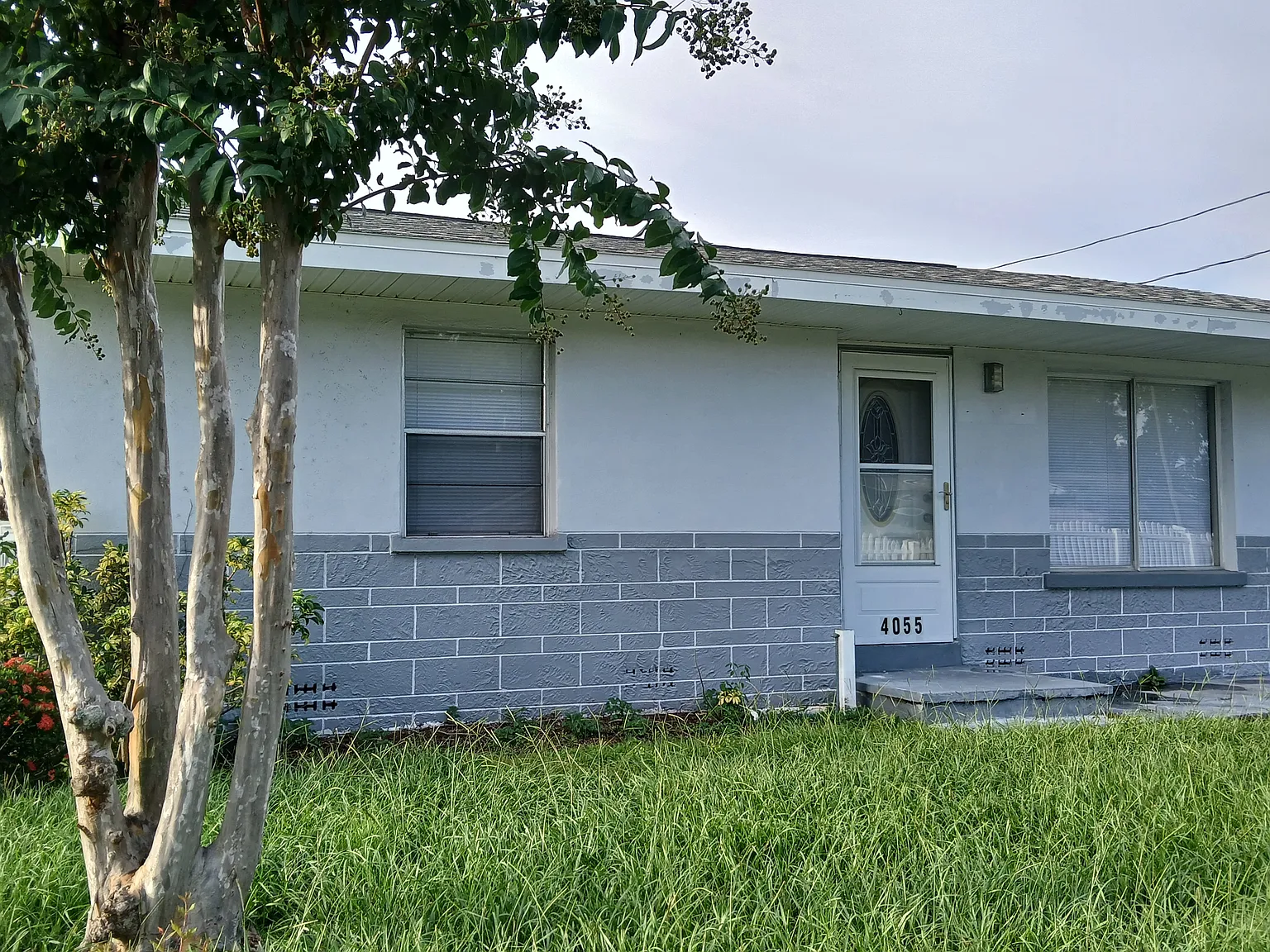2 bed, 900 sqft, $1,800 — Photo 1