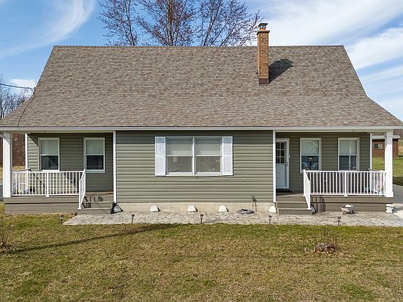 4th image of 4035 Cinnamon Dr N