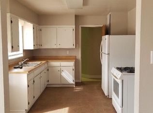 2201 N Fairview Ave, Farmington, NM 87401